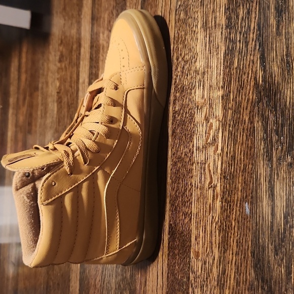 Vans Off the Wall Sk8 Hi Reissue Vansbuck Light Gum Mono Shoes - Picture 6 of 9